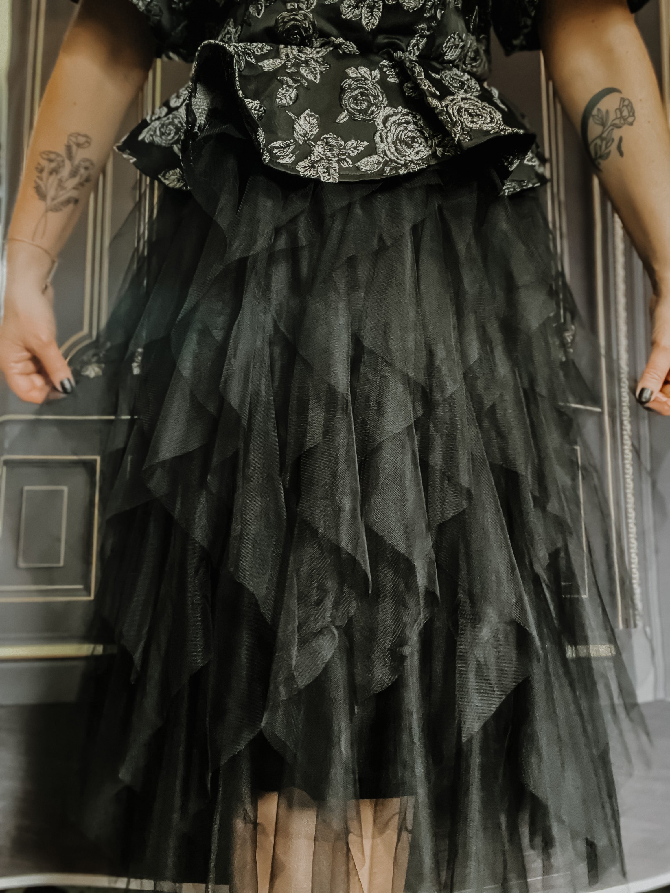 Plus size black tulle skirt best sale